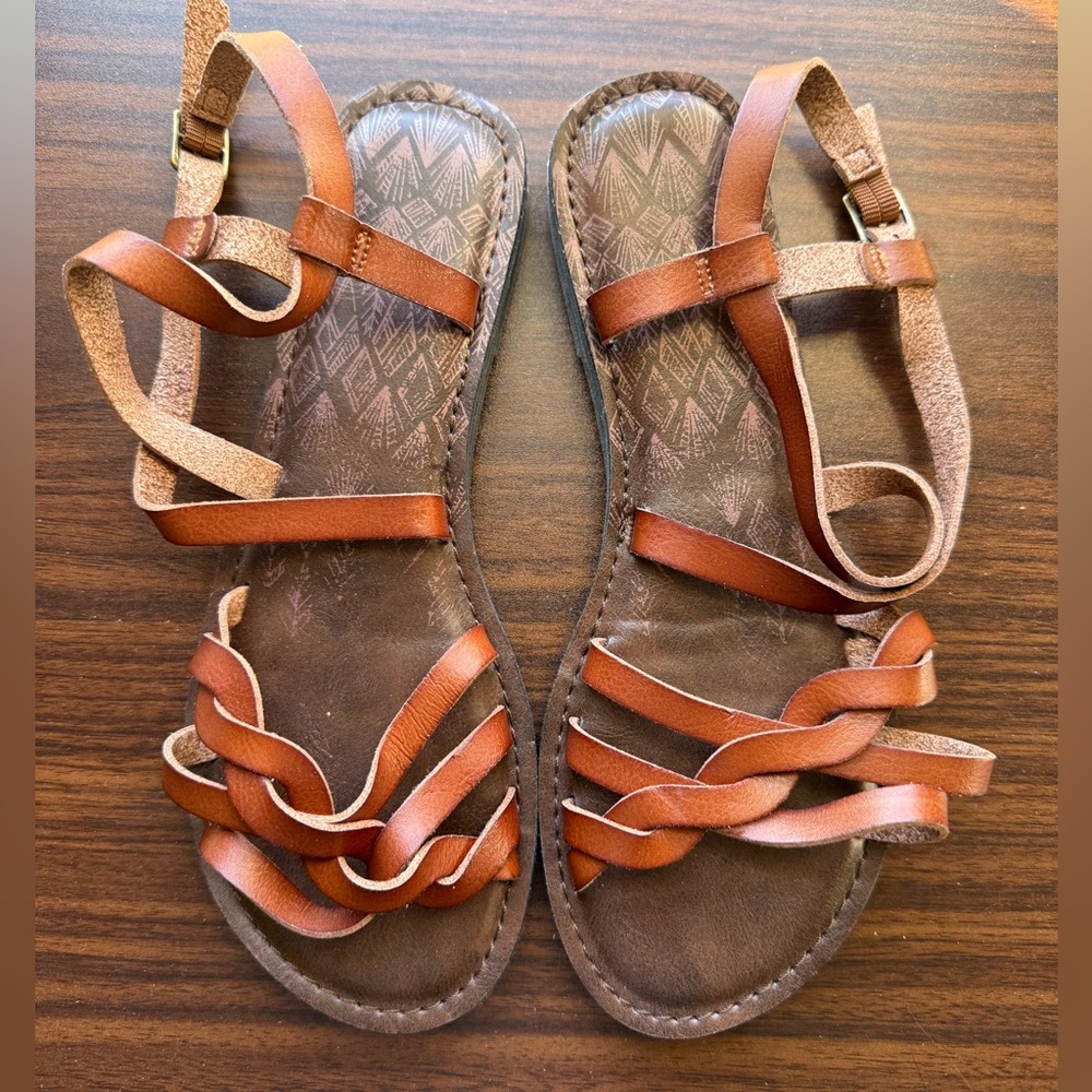Time & tru brown leather sandals